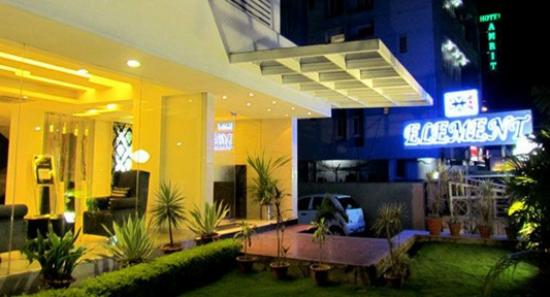 hotel element